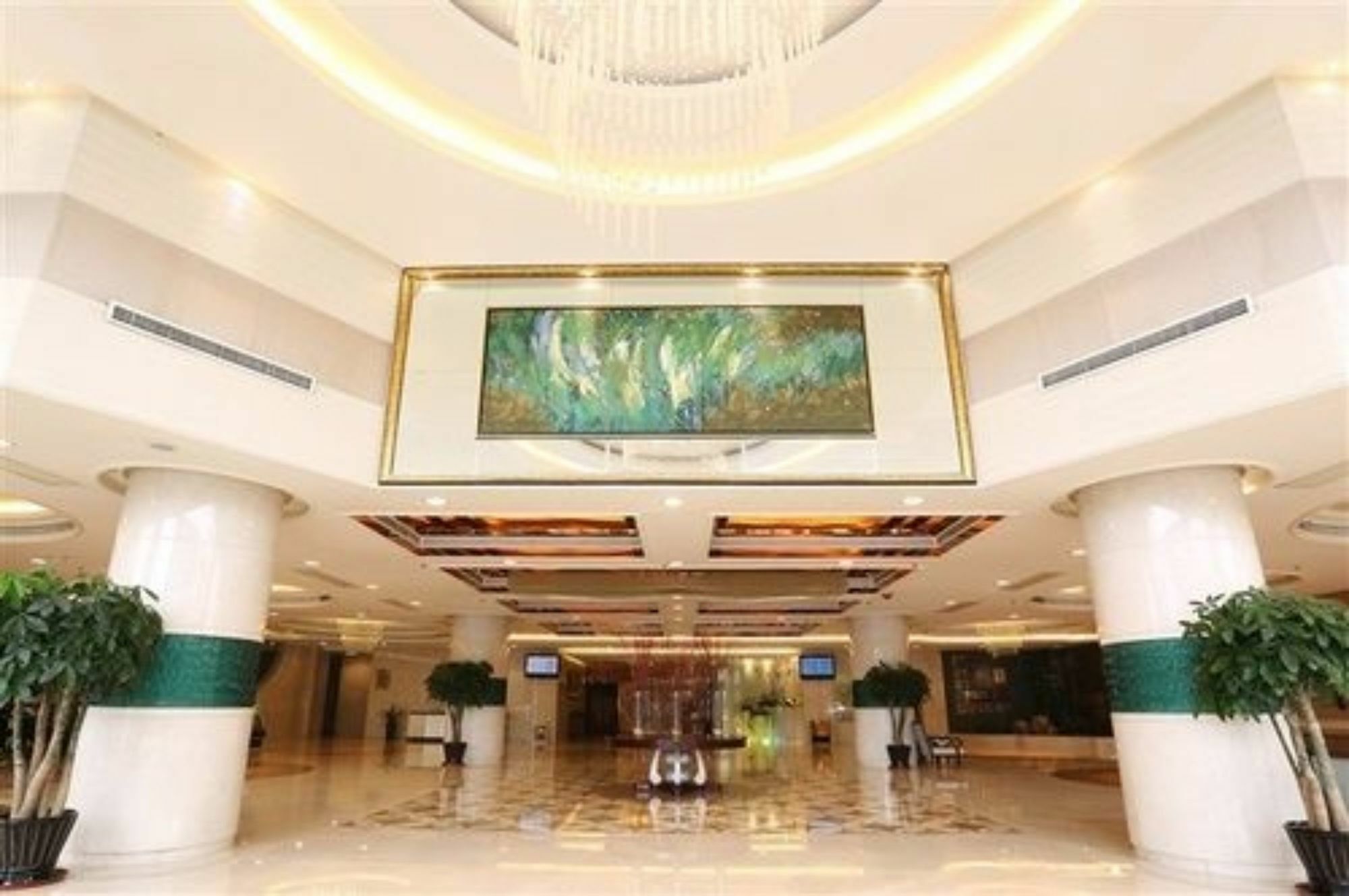 Qingdao Kuaitong International Hotel Exterior foto